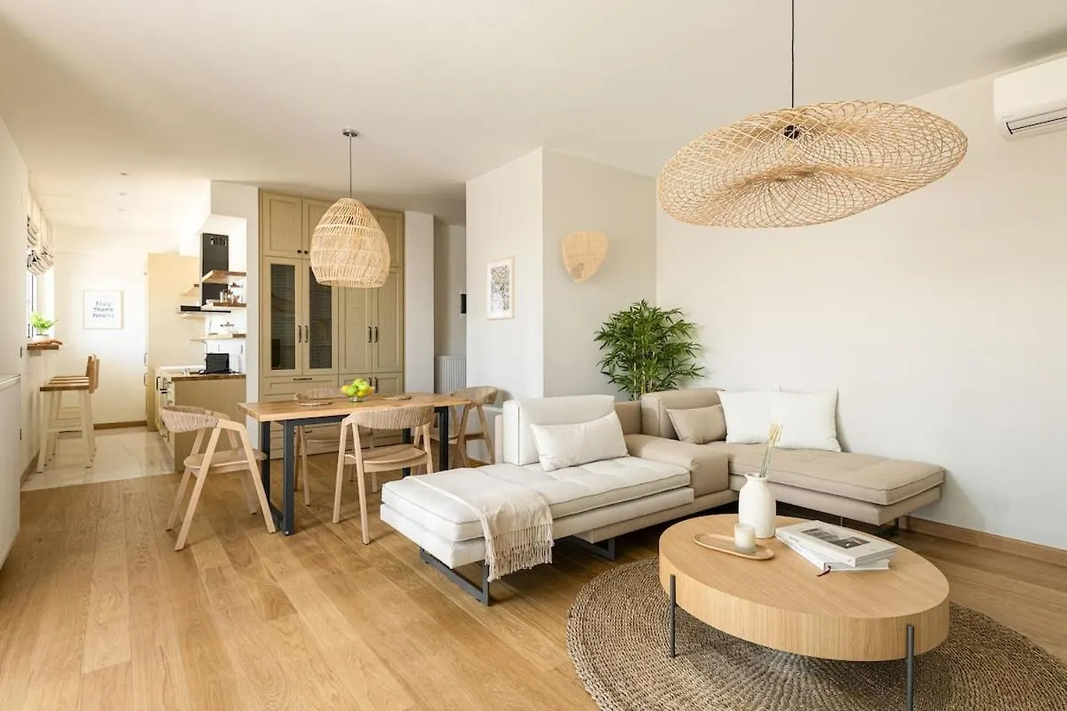 Апартаменты Gorgeous Exclusive Penthouse Next To The Seafront Салоники